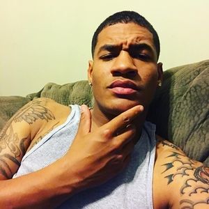 Meet your Posher, Avery